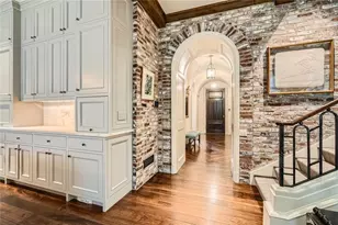 2440 Peachtree Rd NW, Atlanta, GA 30305 - Photo 21