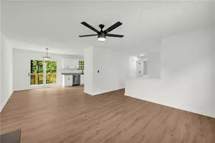 1645 Cobbs Creek Ln, Decatur, GA 30032 - Photo 9