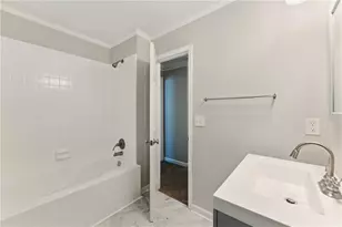 1502 Lake Koinonia Dr, Woodstock, GA 30189 - Photo 9