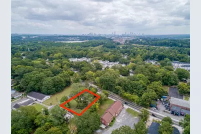 2102 Bolton Road, Atlanta, GA 30318 - Photo 11