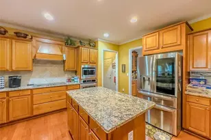 6416 Hickory Springs Cir, Hoschton, GA 30548 - Photo 11