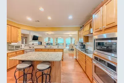 6416 Hickory Springs Circle, Hoschton, GA 30548 - Photo 9