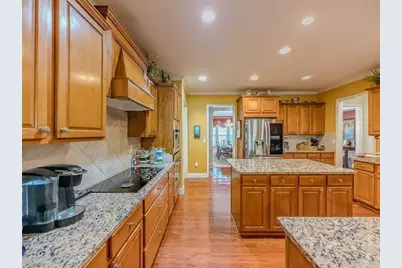 6416 Hickory Springs Circle, Hoschton, GA 30548 - Photo 13