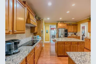 6416 Hickory Springs Circle, Hoschton, GA 30548 - Photo 13