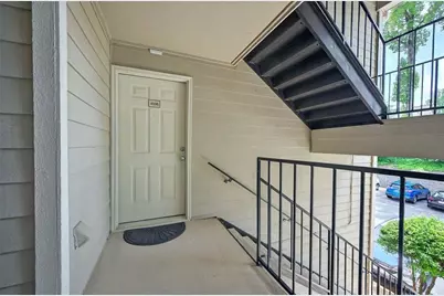 4106 Chastain Park Court NE, Atlanta, GA 30342 - Photo 5