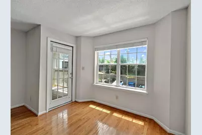 4106 Chastain Park Court NE, Atlanta, GA 30342 - Photo 9