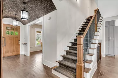 212 Fernwood Place, Woodstock, GA 30188 - Photo 9