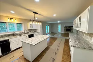 1803 Chatuge Hills Rd, Hiawassee, GA 30546 - Photo 13