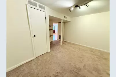 1233 Woodland Avenue NE #5, Atlanta, GA 30324 - Photo 9