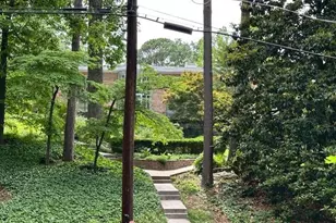 1233 Woodland Ave NE, Atlanta, GA 30324 - Photo 13