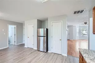 7078 Ravenwood Ln, Lithonia, GA 30038 - Photo 13