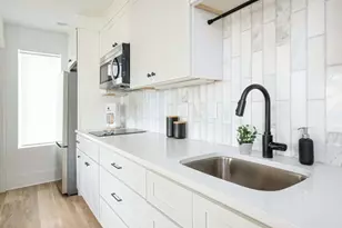 542 Boulevard Pl NE, Atlanta, GA 30308 - Photo 13