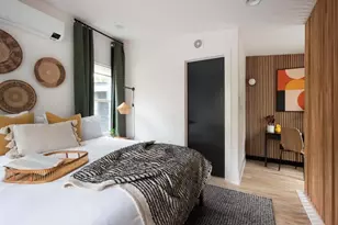 542 Boulevard Pl NE, Atlanta, GA 30308 - Photo 19