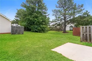 5867 Trent Walk Dr, Lithonia, GA 30038 - Photo 13