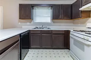 5614 Regency Forest Ct, Lithonia, GA 30038 - Photo 5