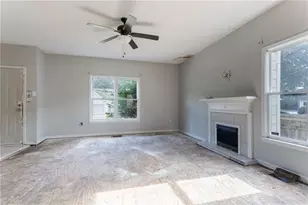 5415 Twin Lakes Dr, Atlanta, GA 30349 - Photo 3