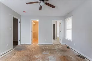 5415 Twin Lakes Dr, Atlanta, GA 30349 - Photo 17