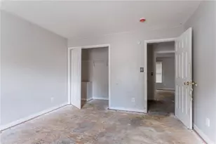 5415 Twin Lakes Dr, Atlanta, GA 30349 - Photo 11