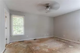 5415 Twin Lakes Dr, Atlanta, GA 30349 - Photo 15