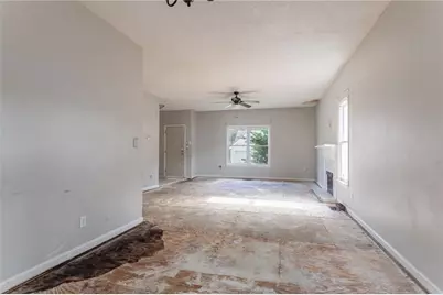 5415 Twin Lakes Drive, Atlanta, GA 30349 - Photo 5