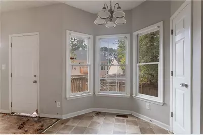 5415 Twin Lakes Drive, Atlanta, GA 30349 - Photo 7