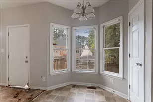 5415 Twin Lakes Dr, Atlanta, GA 30349 - Photo 7