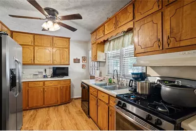 954 Bryant Street SW, Conyers, GA 30012 - Photo 5