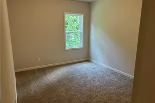 824 Winding Rose Dr, Hoschton, GA 30548 - Photo 31