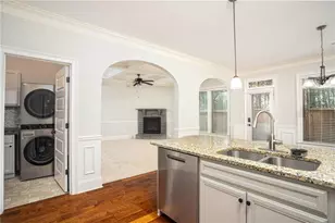 2521 Livingston Ct, Loganville, GA 30052 - Photo 19