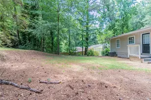 881 Mercury Dr NW, Atlanta, GA 30331 - Photo 27