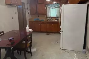 309 E Rhinehill Road E, Atlanta, GA 30315 - Photo 5