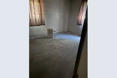 309 E Rhinehill Road E, Atlanta, GA 30315 - Photo 11