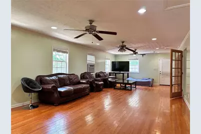 7326 Leland Lane, Jonesboro, GA 30236 - Photo 5
