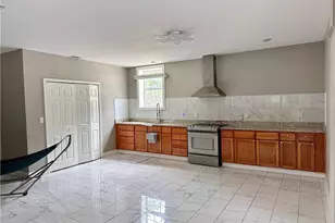 7326 Leland Ln, Jonesboro, GA 30236 - Photo 3