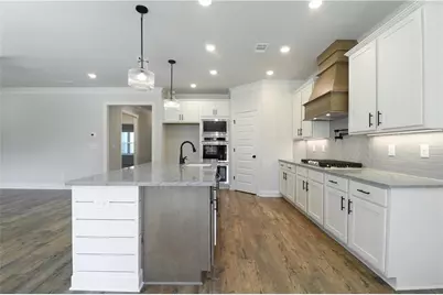 1024 Red Oak Boulevard, Loganville, GA 30052 - Photo 3