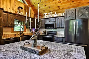 162 Grayson Point, Blue Ridge, GA 30513 - Photo 13