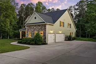 372 Abbington Way, Clarkesville, GA 30523 - Photo 3