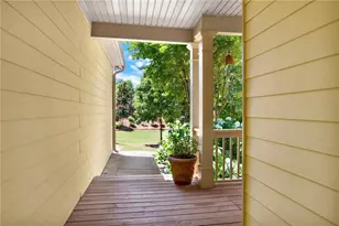 34 Laurel Way NE, White, GA 30184 - Photo 3