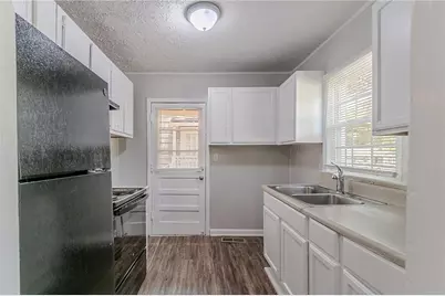 2239 Carey Drive SE, Atlanta, GA 30315 - Photo 5