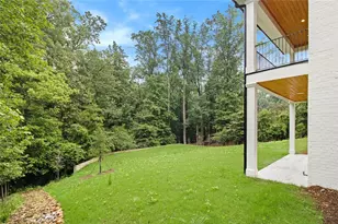 4757 Lake Forrest Dr NW, Atlanta, GA 30342 - Photo 61