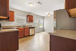 6684 Crane Ave, Fairburn, GA 30213 - Photo 7