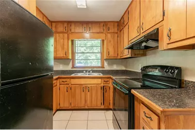 4078 Bouldercrest Road, Ellenwood, GA 30294 - Photo 9