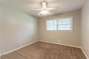 4078 Bouldercrest Rd, Ellenwood, GA 30294 - Photo 15