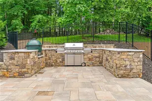 325 Edwards Brook Ln, Canton, GA 30115 - Photo 5