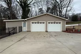 3964 Hamilton Mill Rd, Buford, GA 30519 - Photo 25