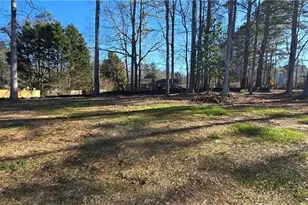 2477 Bobbie Dr, Marietta, GA 30066 - Photo 23