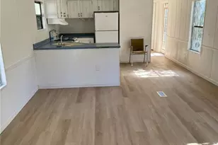 1055 Country Manor Ln, Elberton, GA 30635 - Photo 3