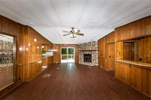 2017 S Deshon Rd, Lithonia, GA 30058 - Photo 7