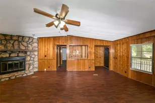 2017 S Deshon Rd, Lithonia, GA 30058 - Photo 5