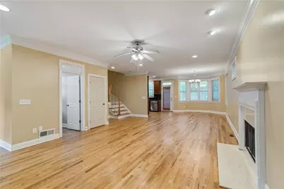 1199 Foster Place NW, Atlanta, GA 30318 - Photo 5